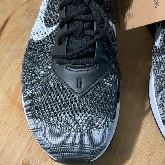 New Without box Air Max Flyknit Racer Sneakers, size 9 black/white main image 7